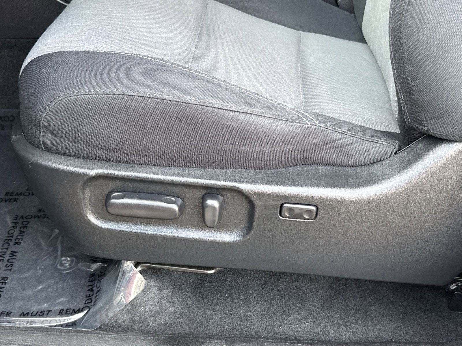 Used 2021 Toyota Tacoma TRD Off-Road image 14