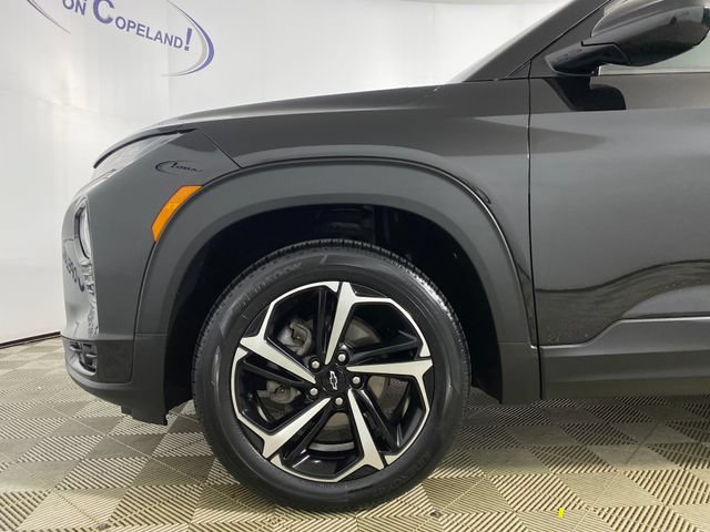 Certified 2021 Chevrolet TrailBlazer RS w/ Convenience Package AWD/4WD image 28