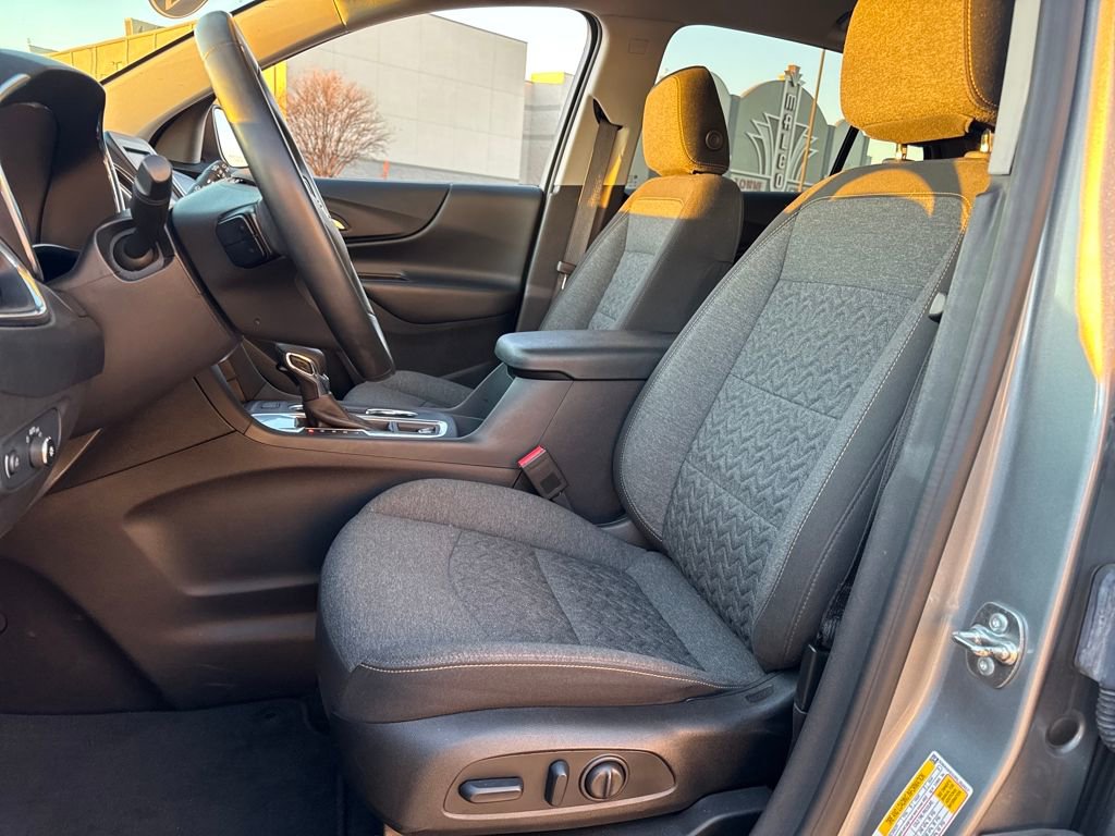 Used 2024 Chevrolet Equinox LT image 18