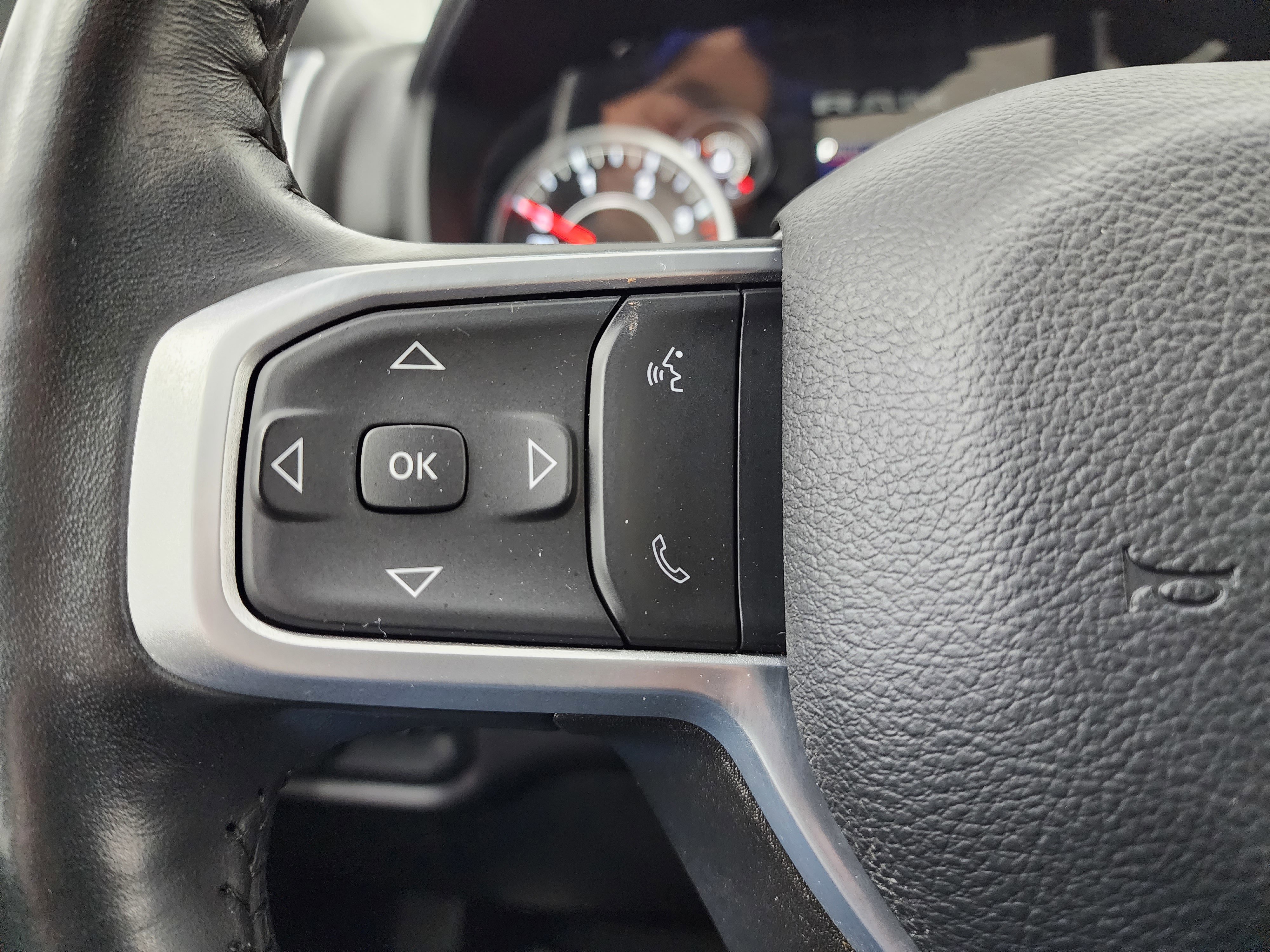 Used 2024 RAM 3500 Big Horn w/ Night Edition AWD/4WD image 19