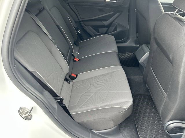 Used 2025 Volkswagen Jetta Sport image 9