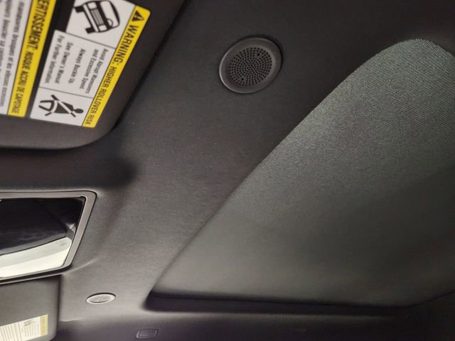 New 2026 Land Rover Range Rover Evoque S image 25