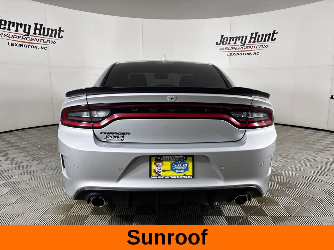 Used 2023 Dodge Charger R/T w/ Blacktop Package RWD image 7