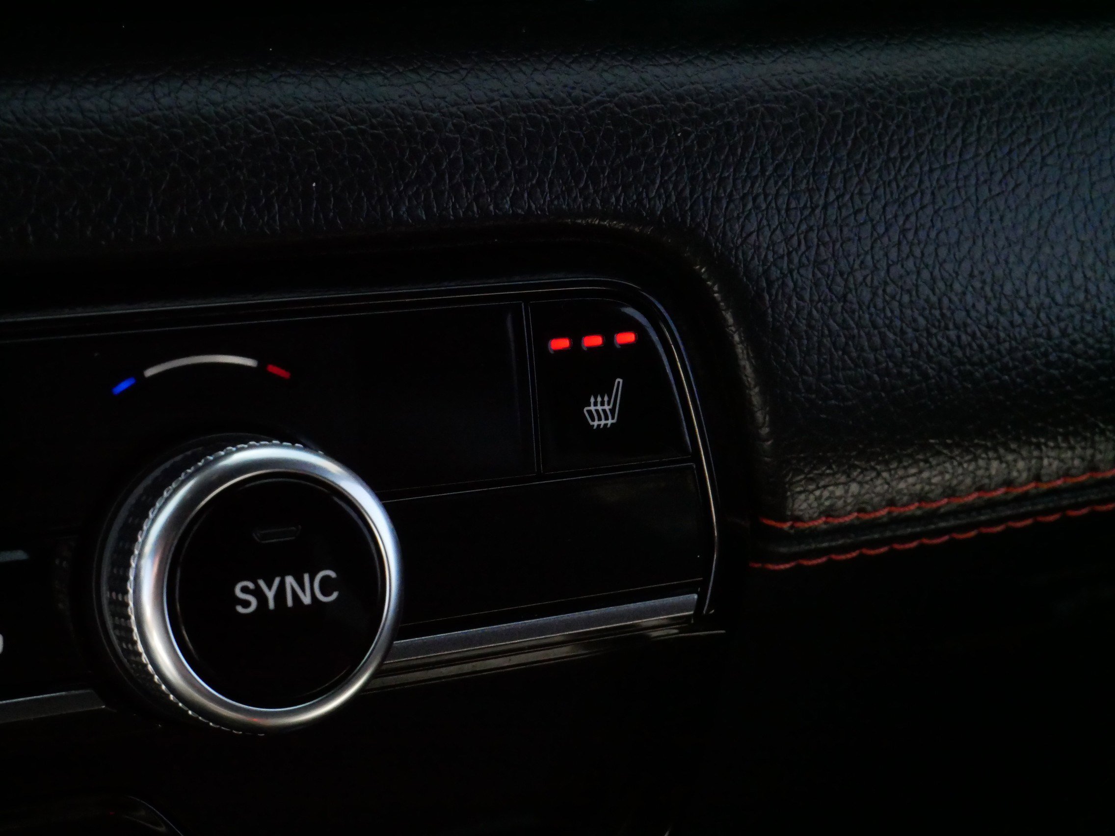 Certified 2025 Honda Pilot TrailSport image 30