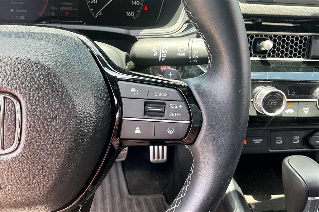 Used 2025 Honda Civic Sport image 12