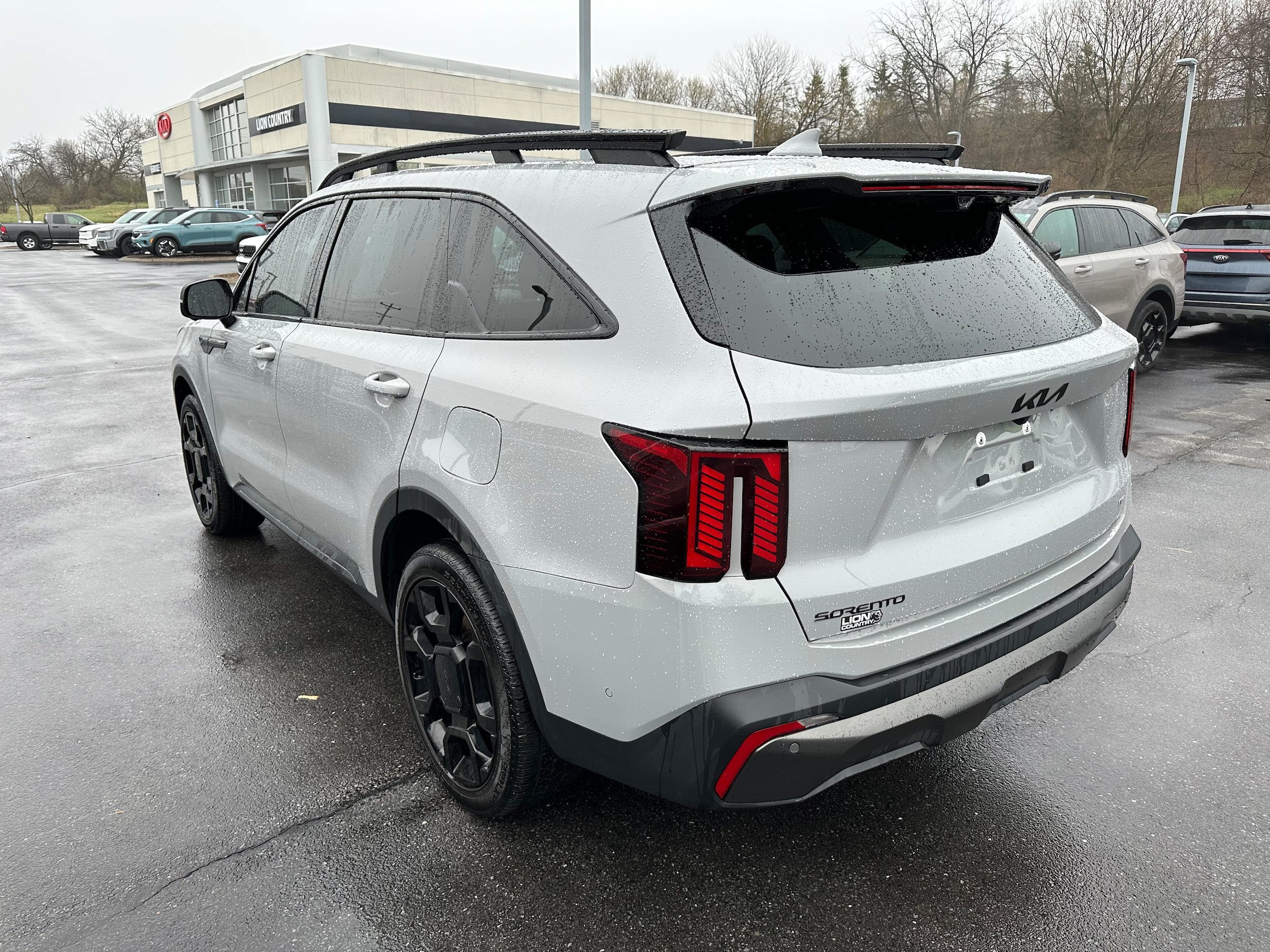 Used 2025 Kia Sorento SX Prestige AWD/4WD image 7