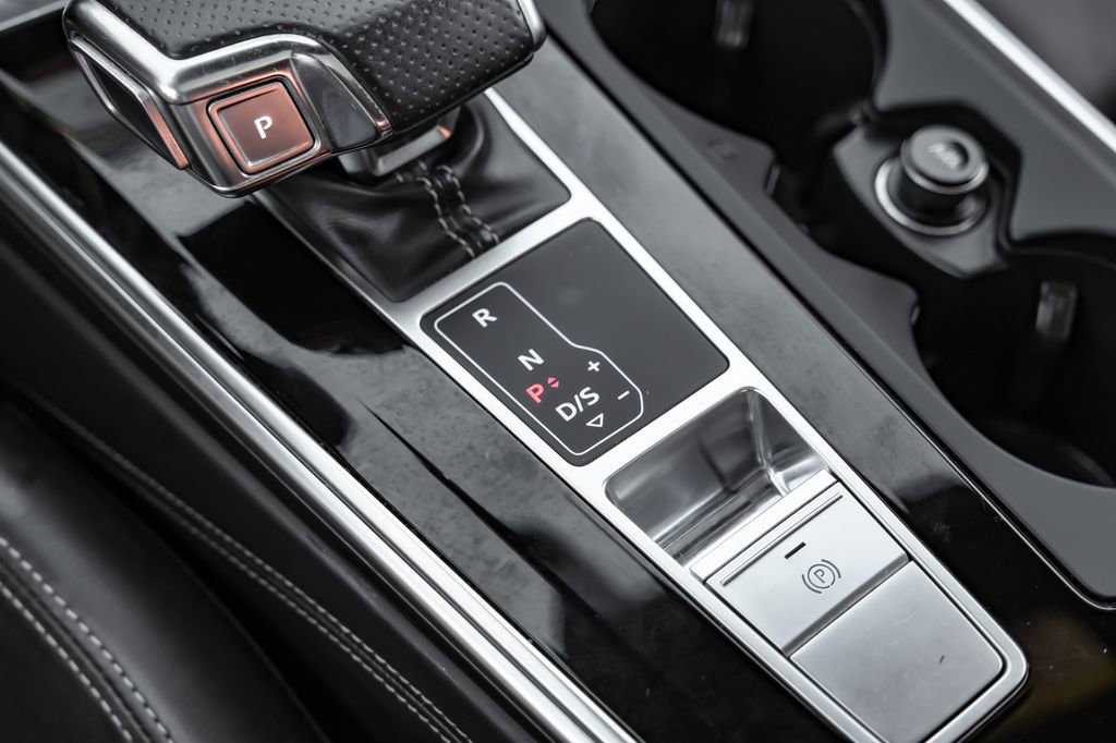 Used 2021 Audi S6 Premium Plus w/ S6 Executive Package AWD/4WD image 22
