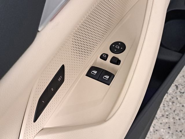 Used 2021 BMW 430i Coupe w/ Convenience Package image 20