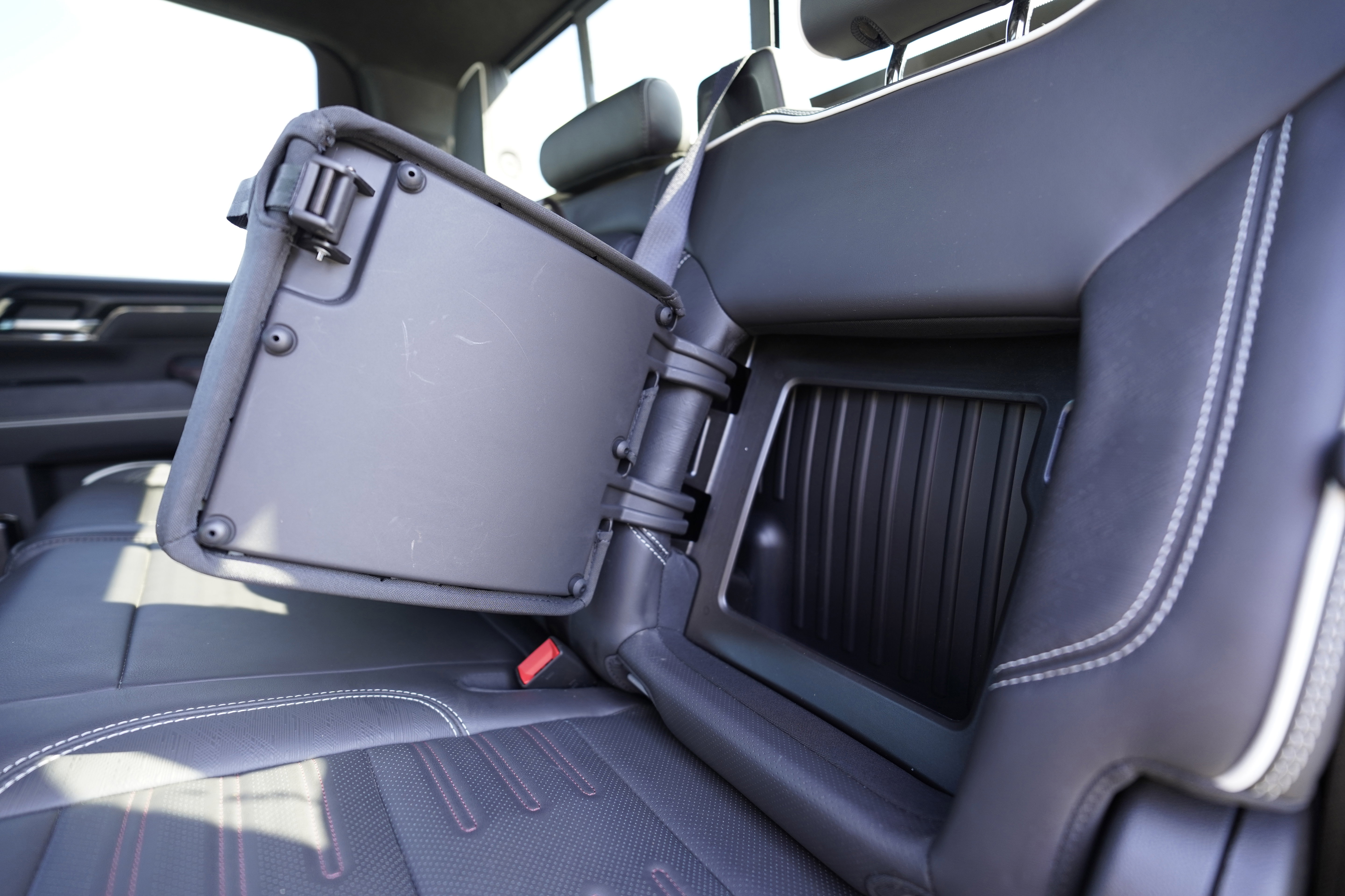 Used 2024 GMC Sierra 2500 AT4X w/ AT4X AEV Edition AWD/4WD image 11