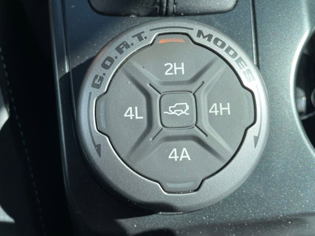 New 2025 Ford Bronco Badlands image 14