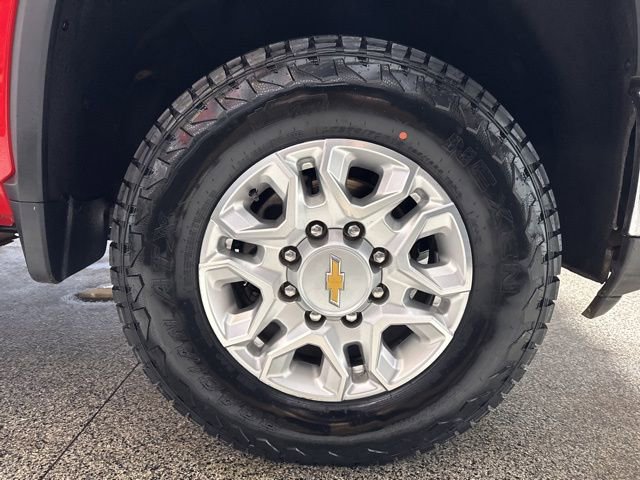 Used 2025 Chevrolet Silverado 2500 LT w/ All Star Edition image 29