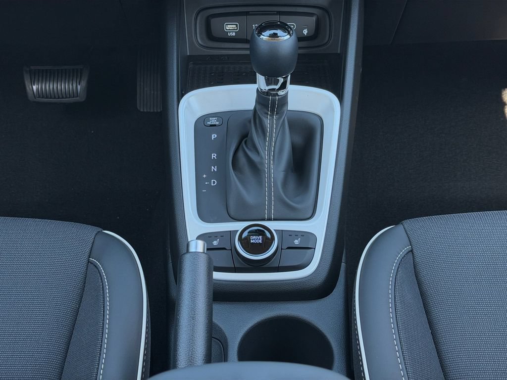 New 2026 Hyundai Venue SEL FWD image 16
