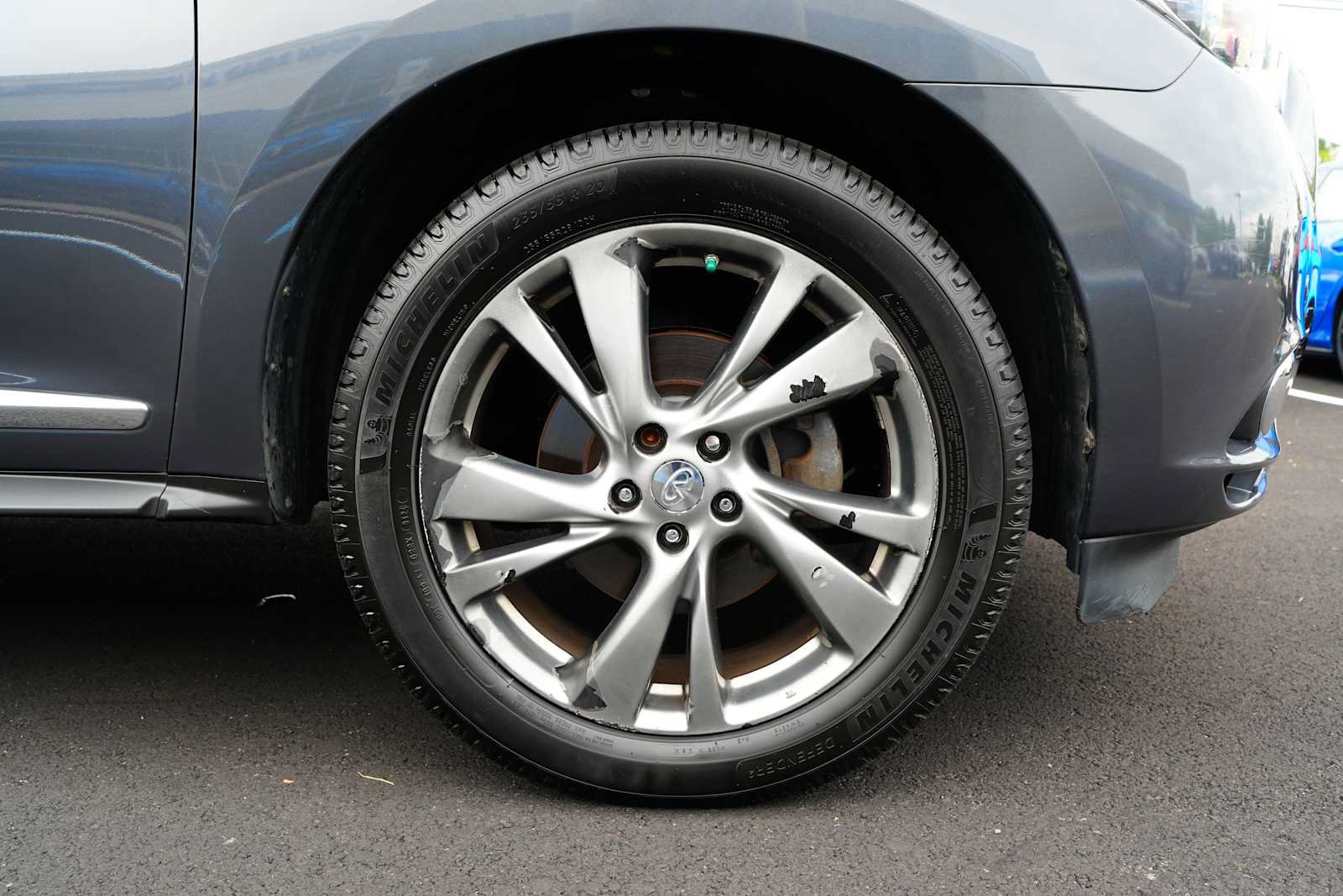 Used 2013 INFINITI JX35 AWD w/ Premium Pkg image 10