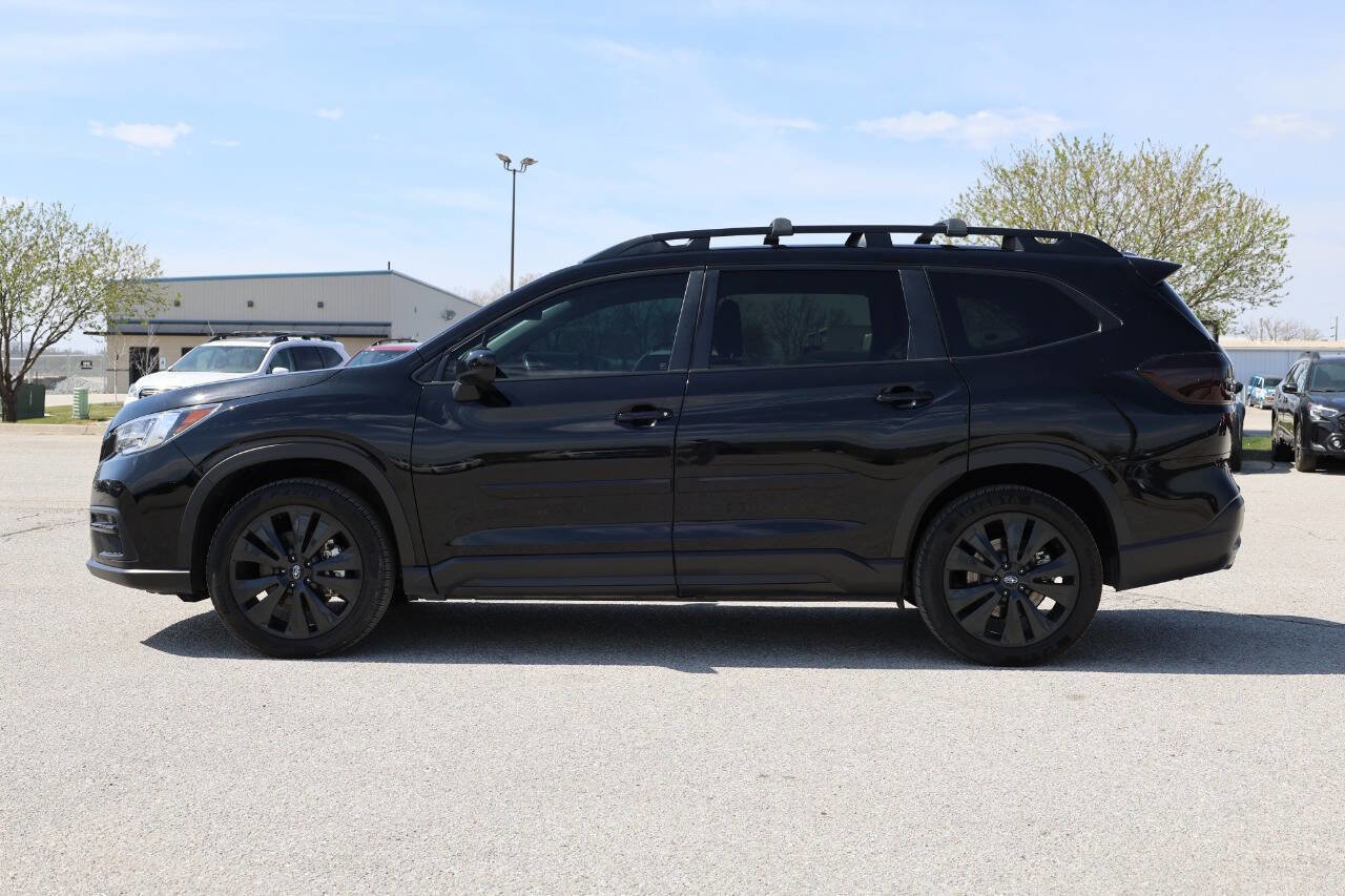 Used 2022 Subaru Ascent Onyx Edition image 8