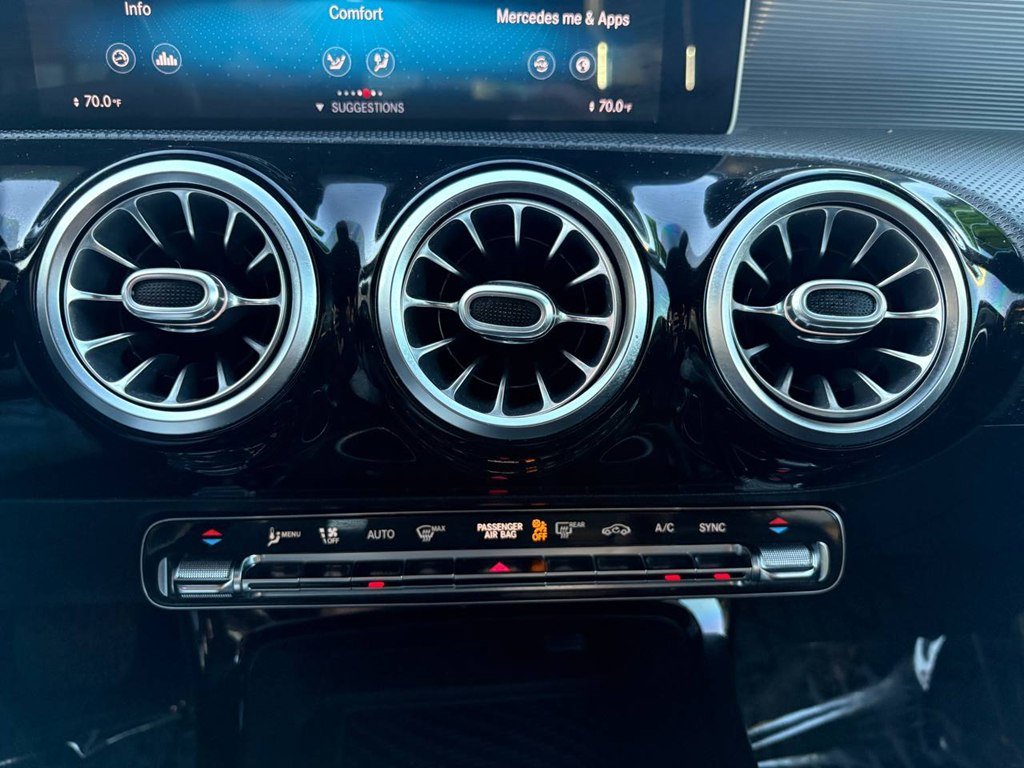 Used 2019 Mercedes-Benz A 220 4MATIC image 30