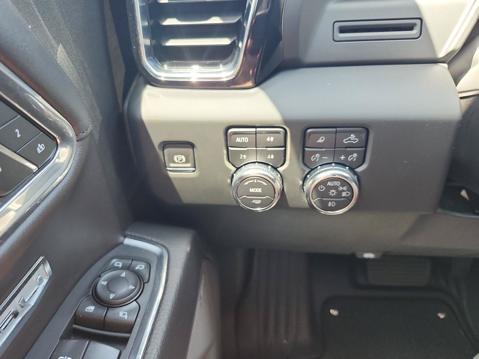 Certified 2024 GMC Sierra 1500 Denali AWD/4WD image 26