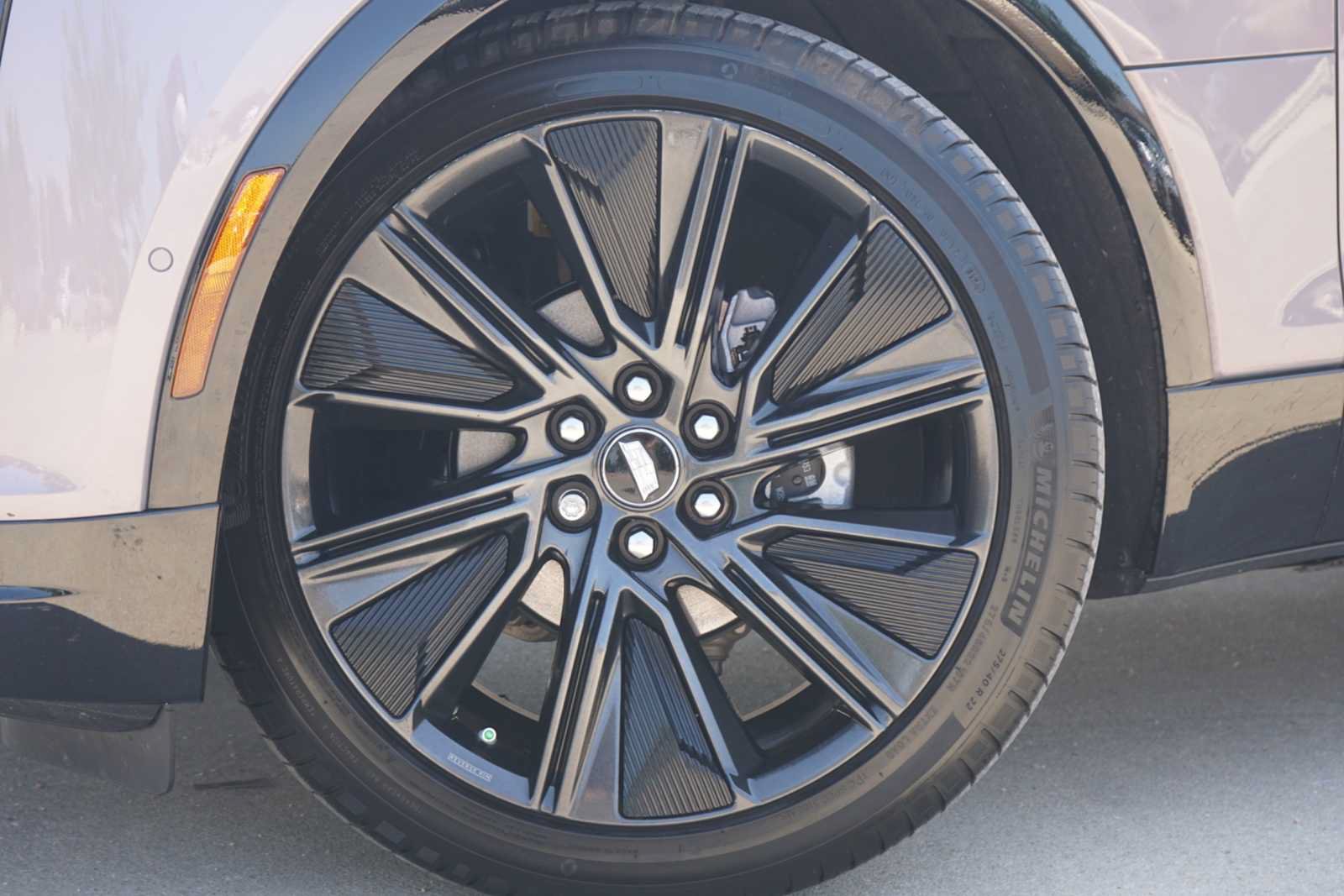 Used 2024 Cadillac Lyriq Sport AWD/4WD image 2