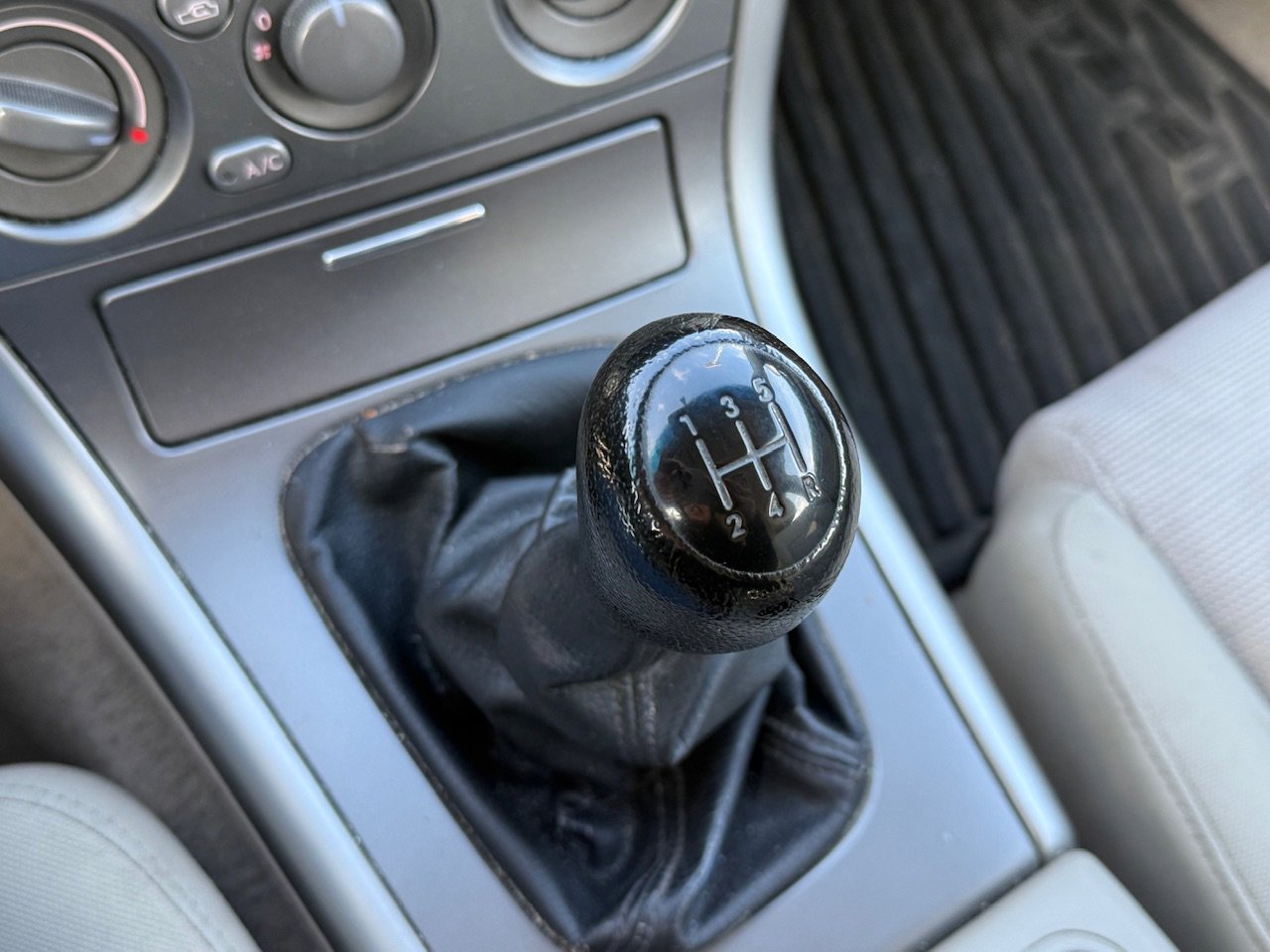 Used 2007 Subaru Outback 2.5i image 13