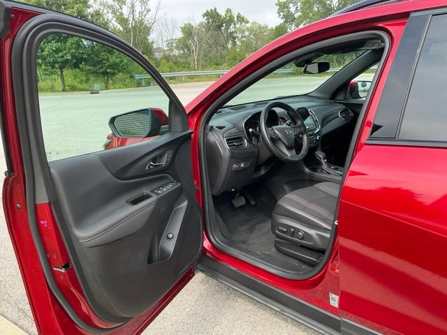 Used 2024 Chevrolet Equinox RS FWD image 15