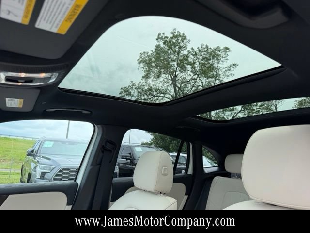 Certified 2025 Mercedes-Benz GLA 250 4MATIC image 19