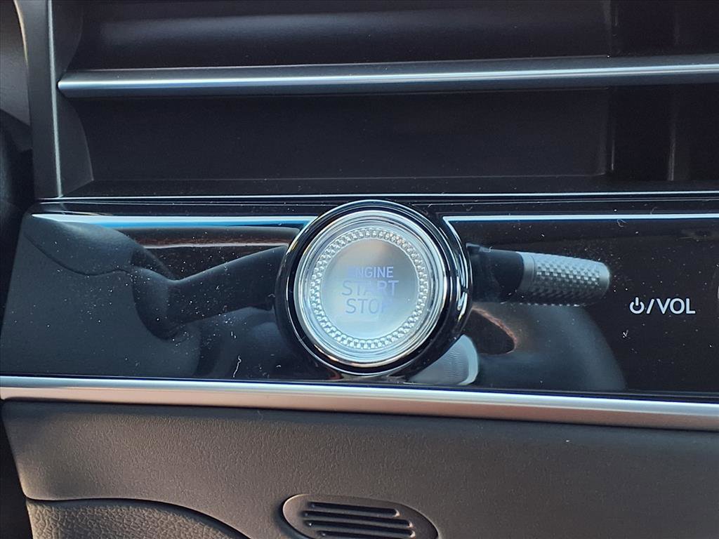 New 2026 Genesis GV70 2.5T Sport Prestige image 9