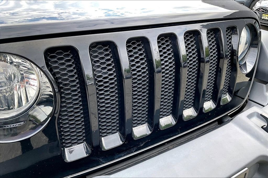 Used 2023 Jeep Wrangler Sport S AWD/4WD image 32