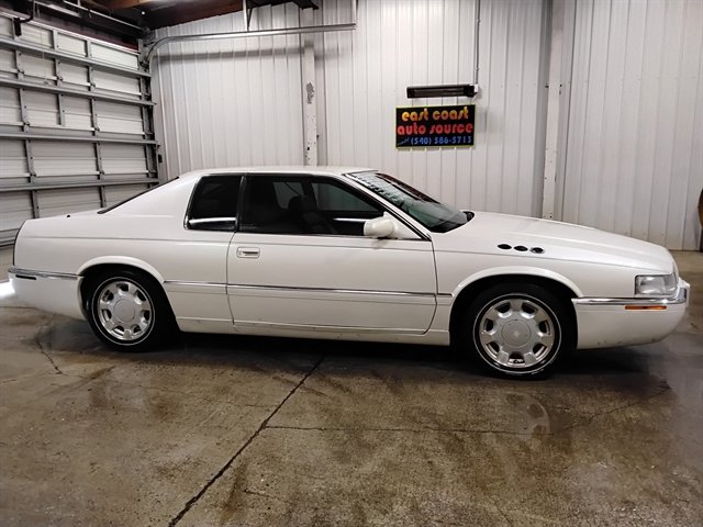 Used 2001 Cadillac Eldorado ESC w/ Comfort/Convenience Pkg FWD image 2