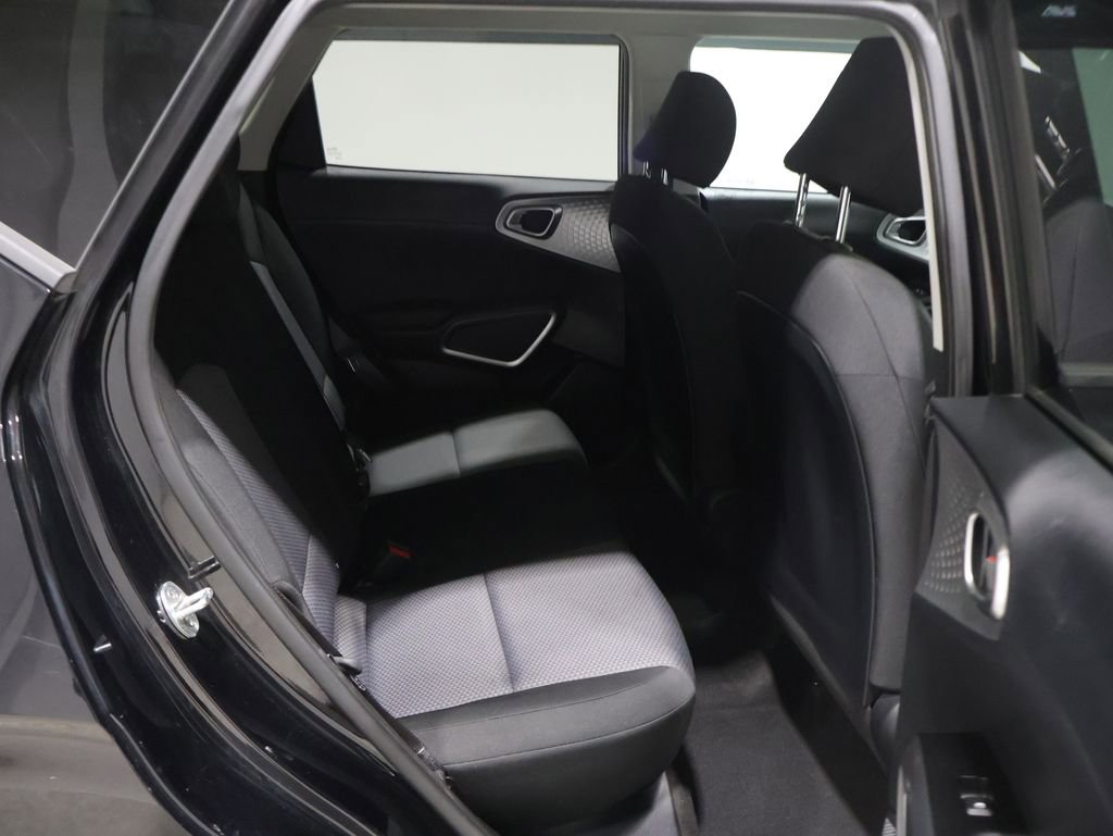 Used 2021 Kia Soul LX FWD image 20