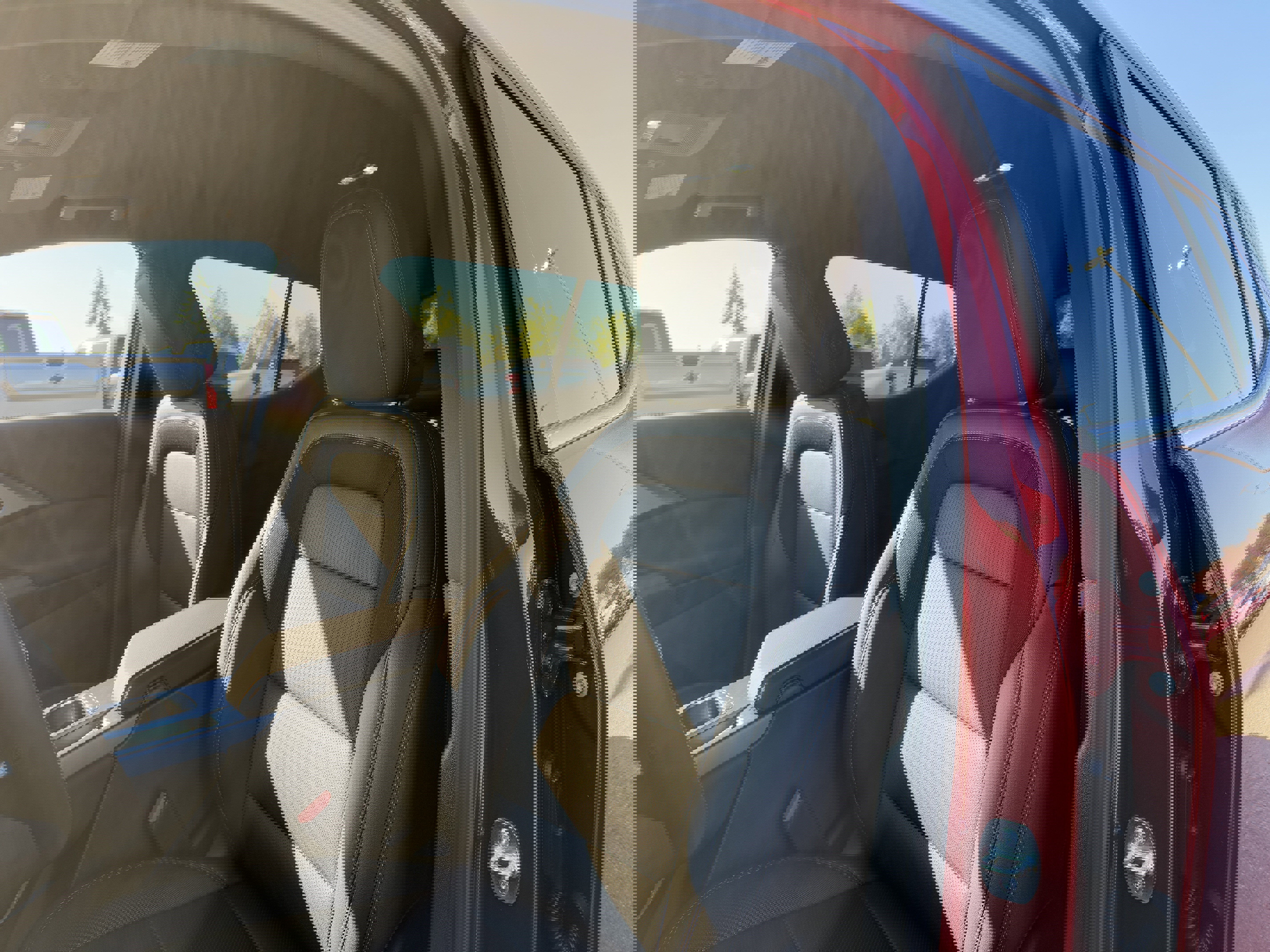 New 2026 Chevrolet Equinox EV LT image 11