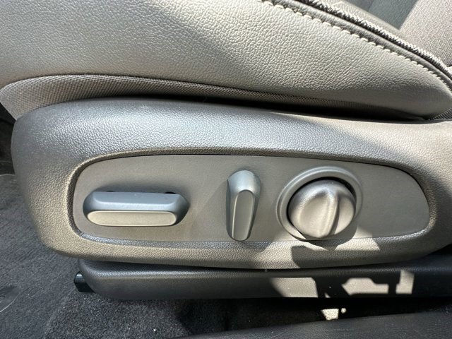 Certified 2023 Buick Encore GX Select w/ Sport Touring Package image 28