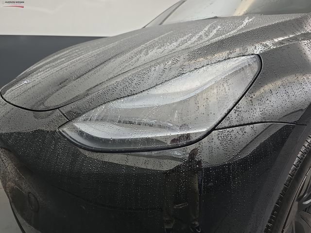 Used 2025 Tesla Model Y Long Range image 14