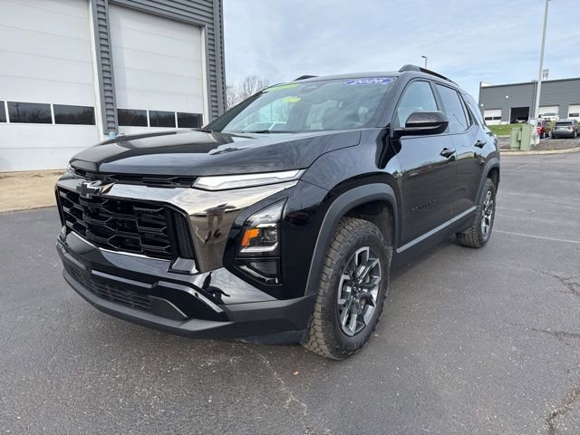 Used 2026 Chevrolet Equinox ACTIV image 4