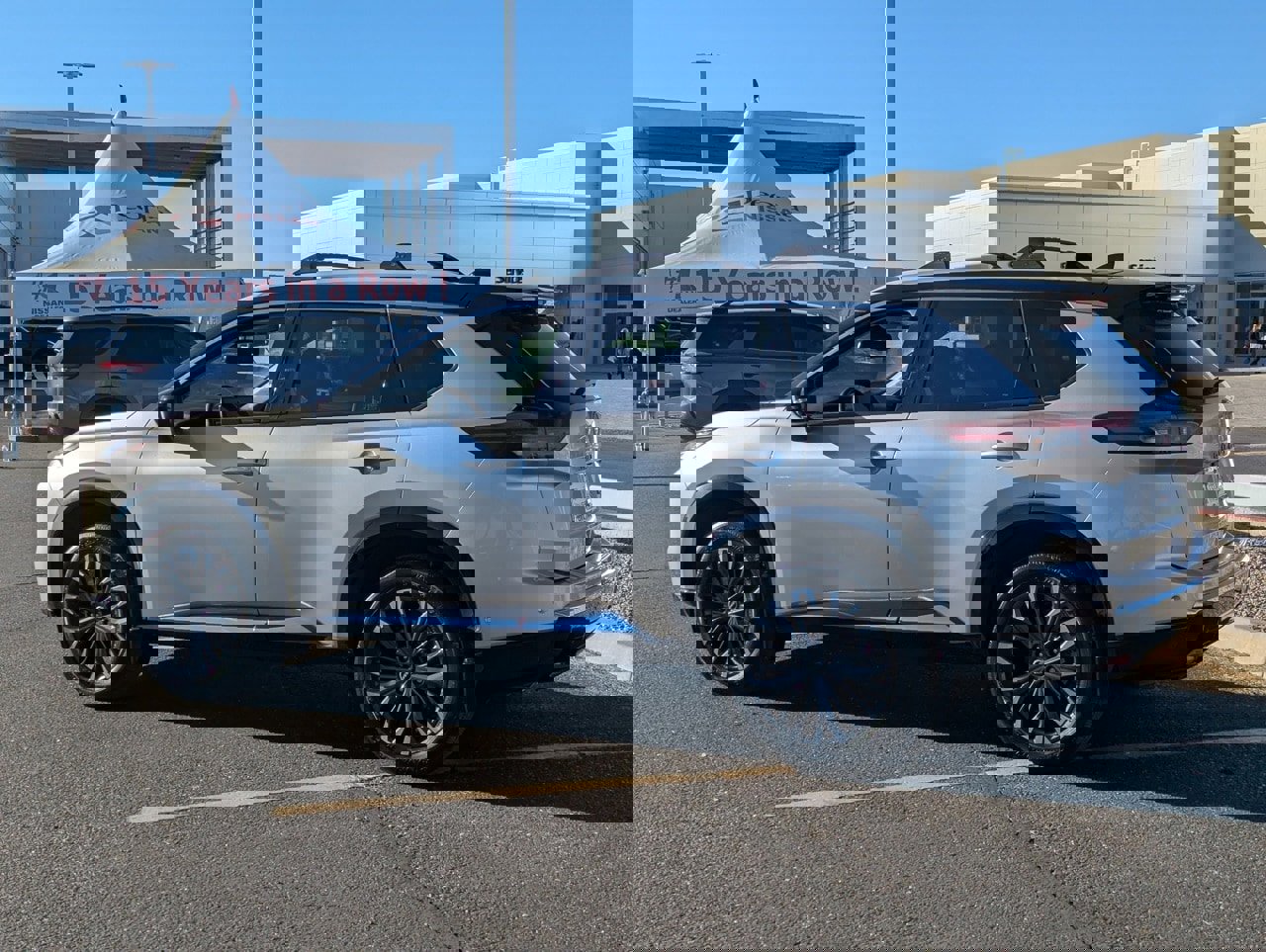 Certified 2025 Nissan Rogue Platinum image 4