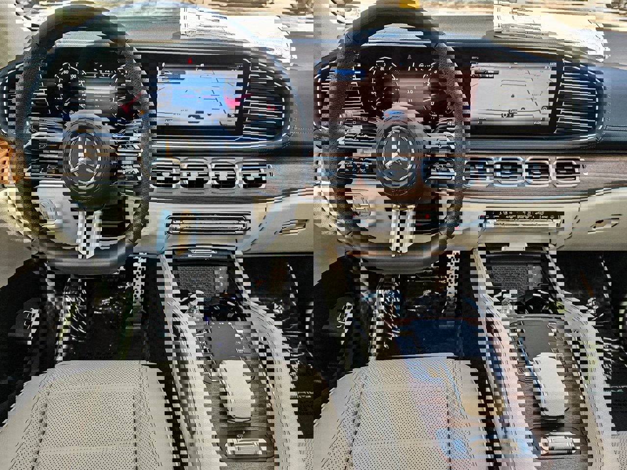 New 2026 Mercedes-Benz GLS 450 4MATIC image 37