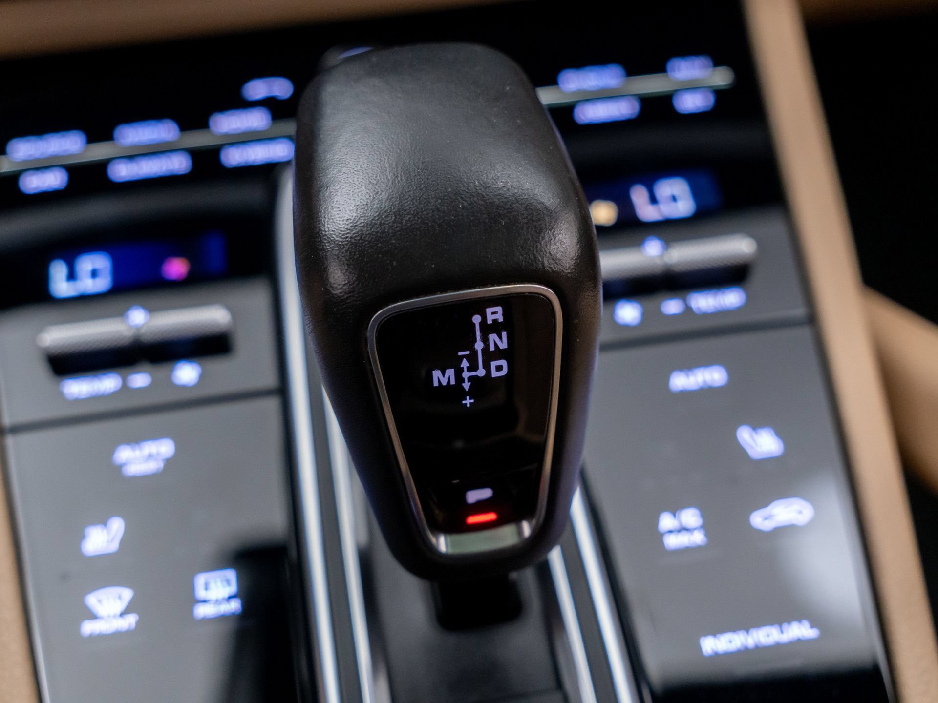 Used 2021 Porsche Cayenne E-Hybrid AWD/4WD image 28