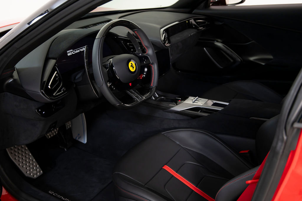 Certified 2025 Ferrari 12Cilindri image 4