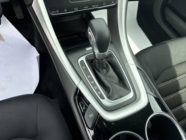 Used 2013 Ford Fusion SE FWD image 22