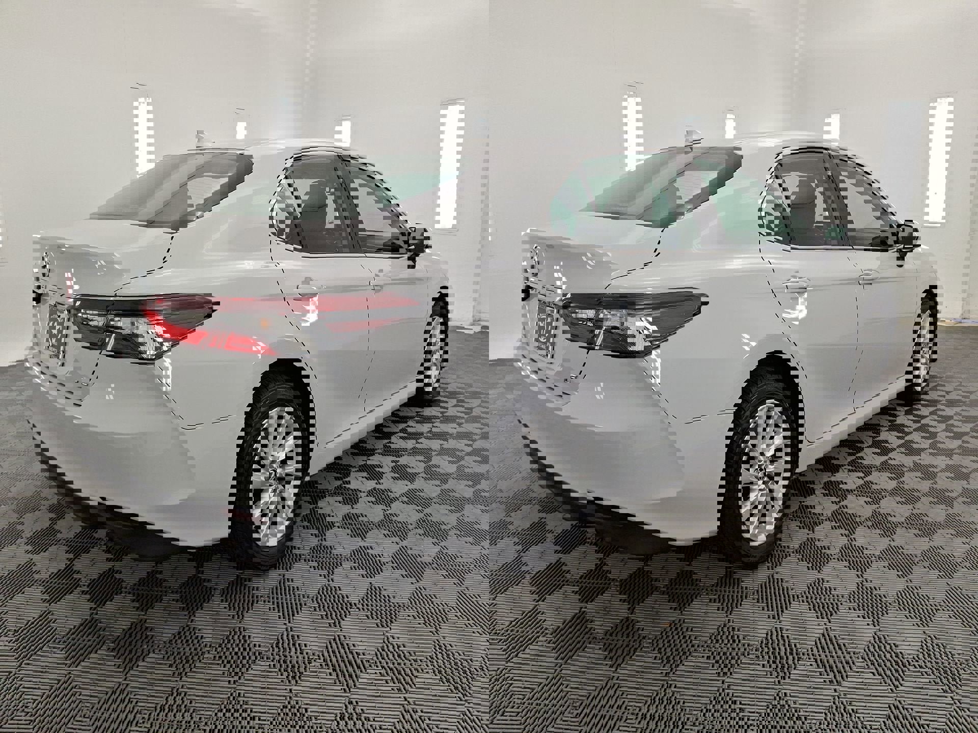 Used 2024 Toyota Camry LE image 24