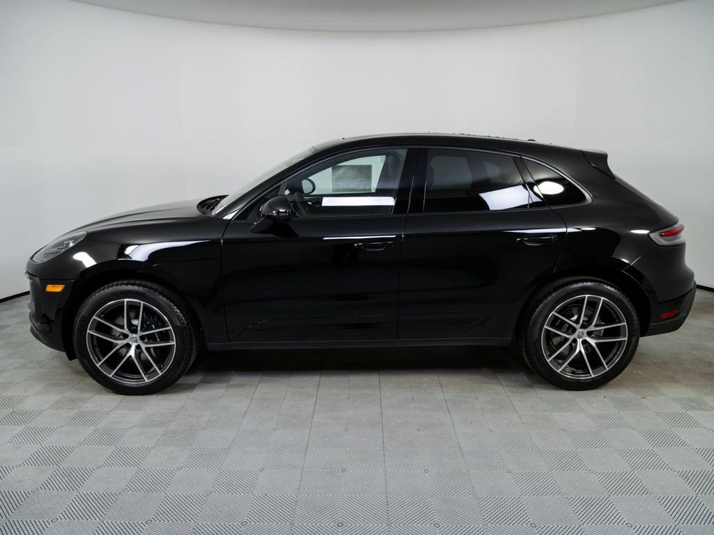 New 2026 Porsche Macan AWD/4WD image 2