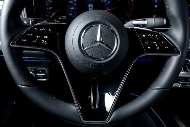 Used 2025 Mercedes-Benz G 550 image 39