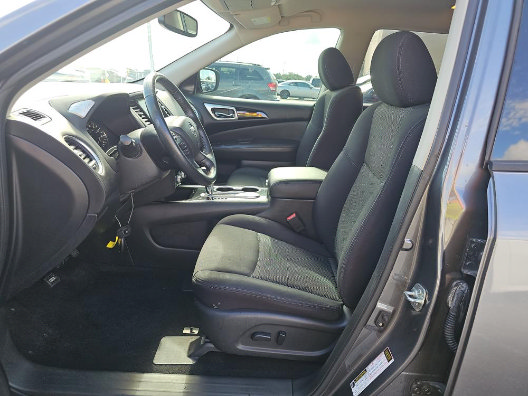 Used 2019 Nissan Pathfinder SV FWD image 4