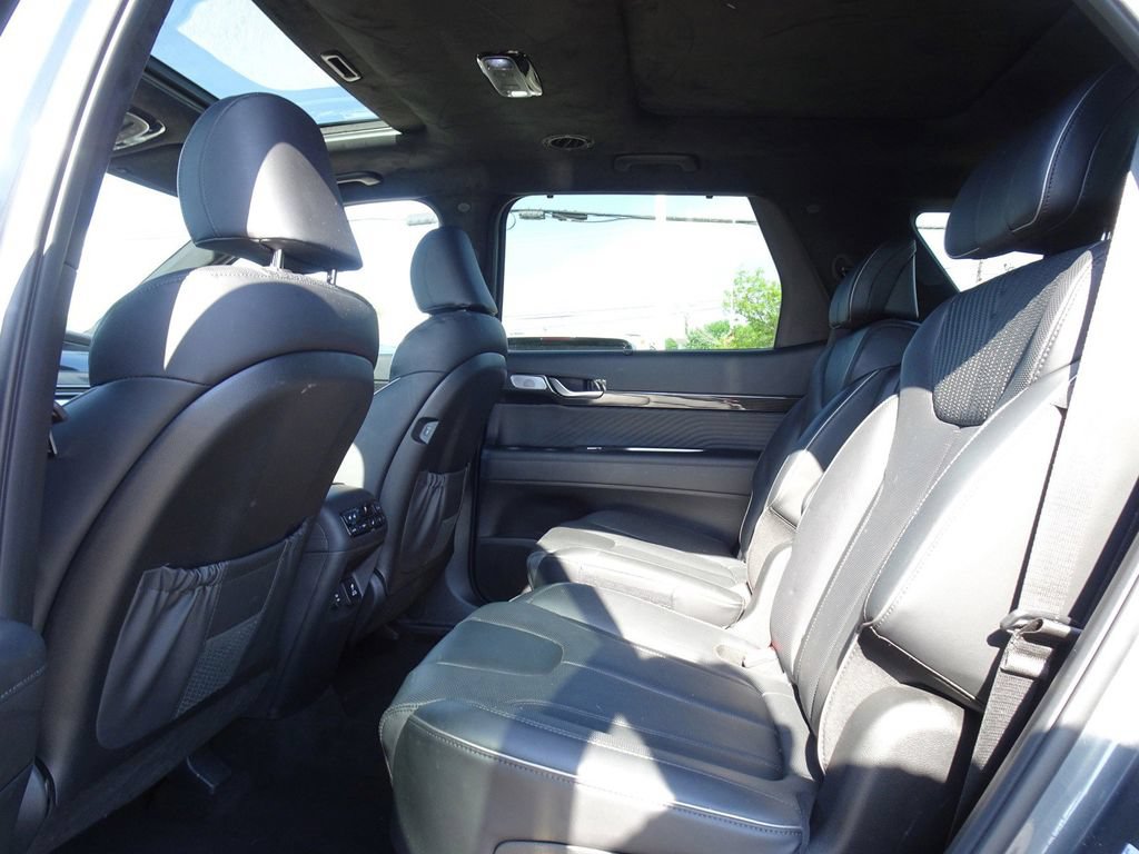Used 2024 Hyundai Palisade Calligraphy AWD/4WD image 16