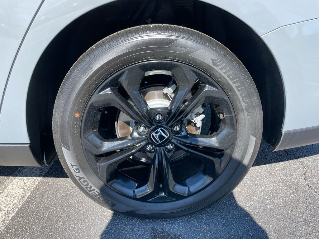 Certified 2025 Honda Accord SE image 43