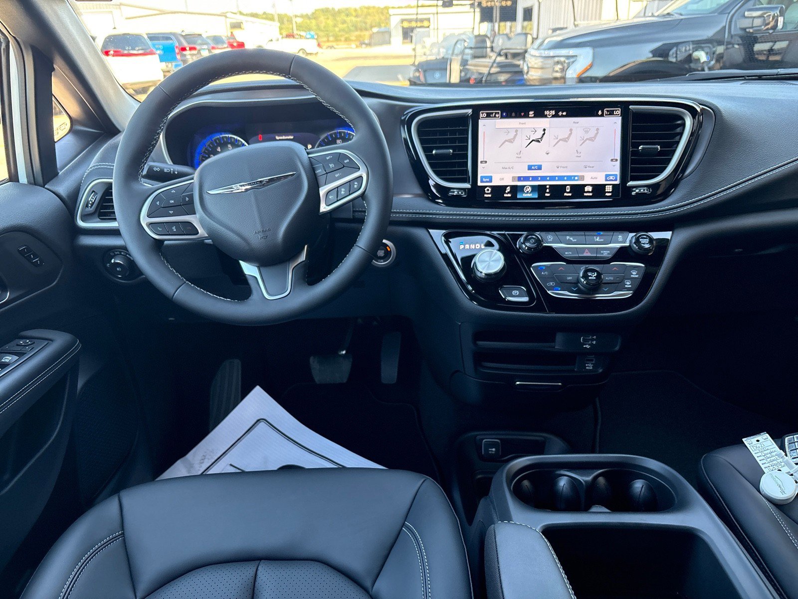 New 2026 Chrysler Pacifica Select image 7