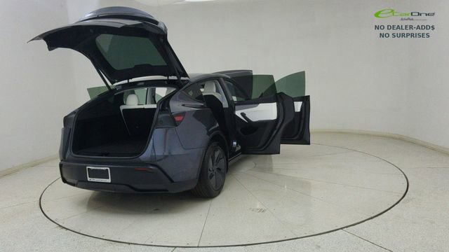 Used 2026 Tesla Model Y 2WD image 72
