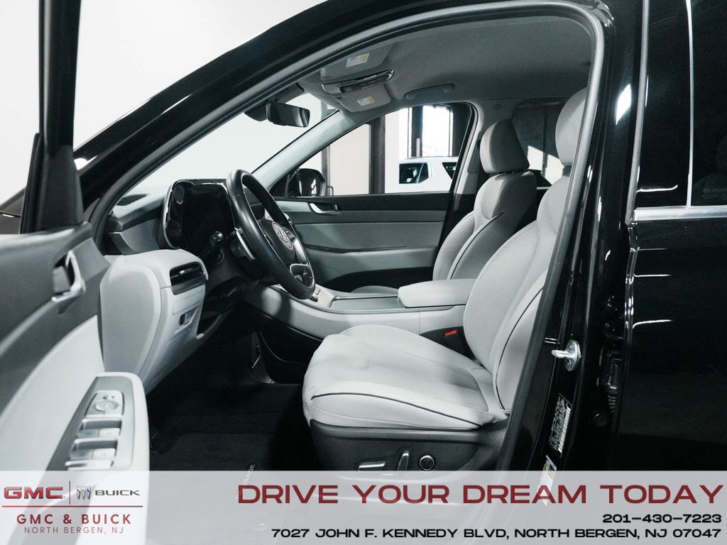Used 2023 Hyundai Palisade SEL image 27
