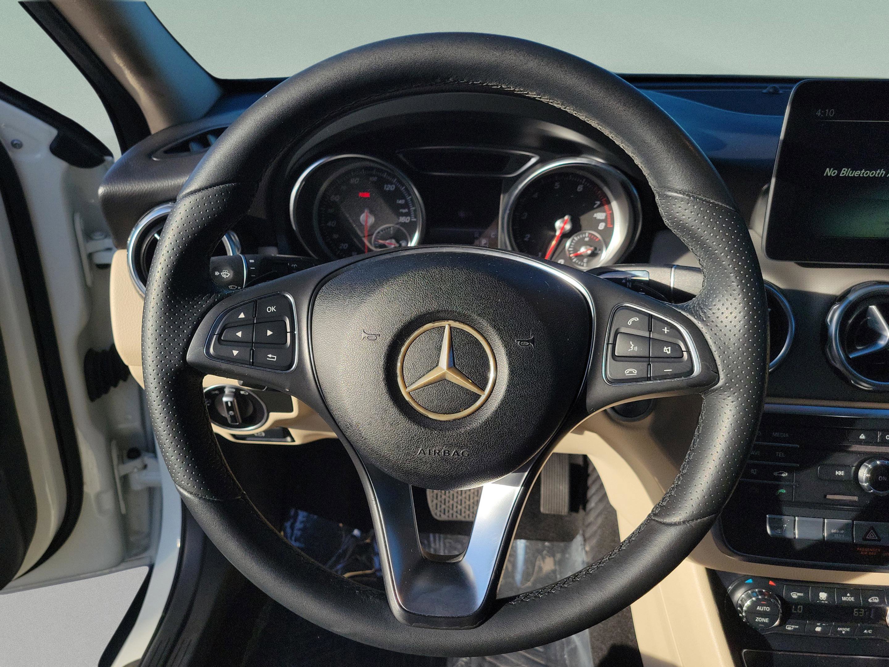 Certified 2018 Mercedes-Benz GLA 250 image 18