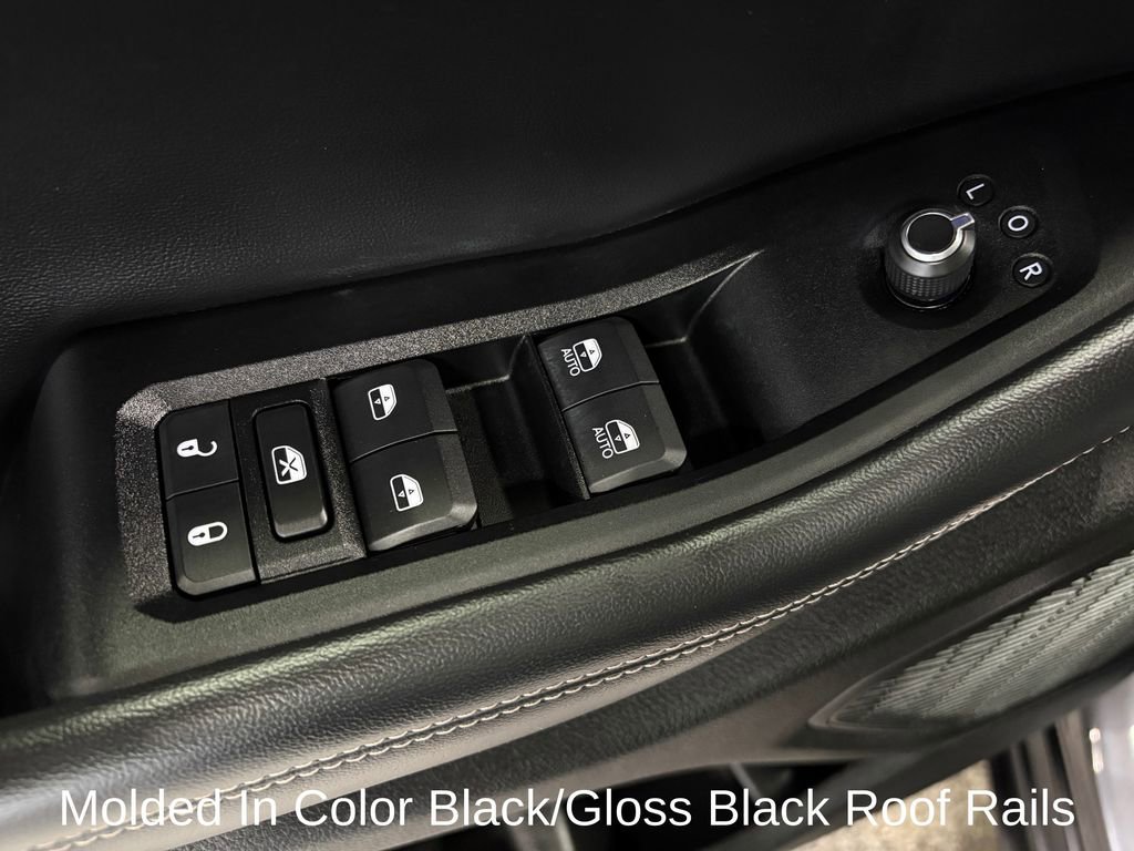 Used 2023 Jeep Grand Cherokee L Laredo AWD/4WD image 11