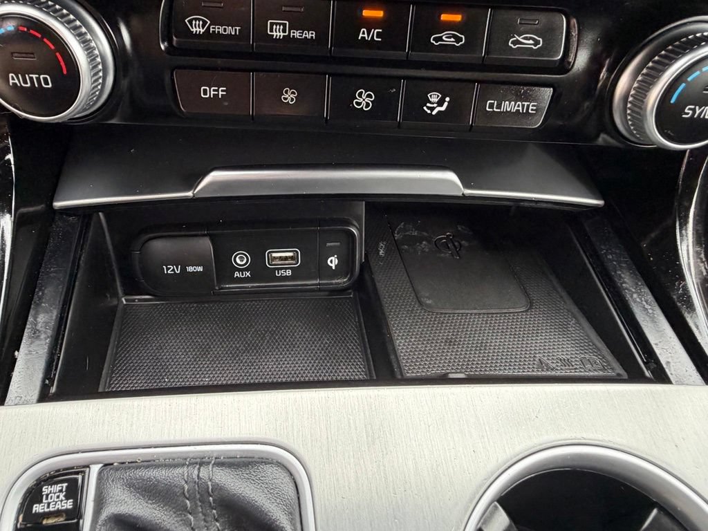 Used 2019 Kia Stinger GT1 RWD image 26