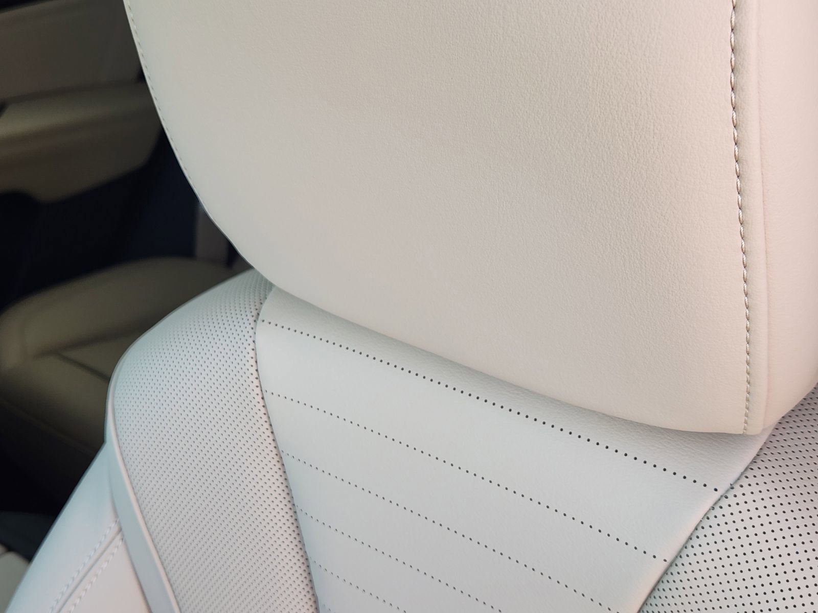 New 2026 Buick Envision Preferred AWD/4WD image 17
